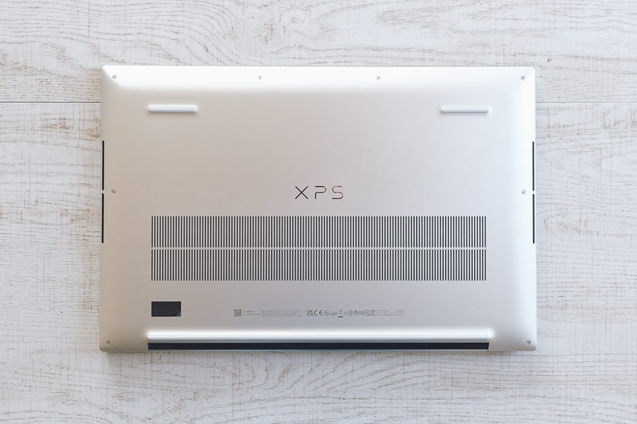 XPS 17(9700)本体